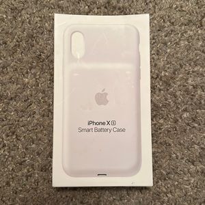 iPhone XS Smart Battery Case in white